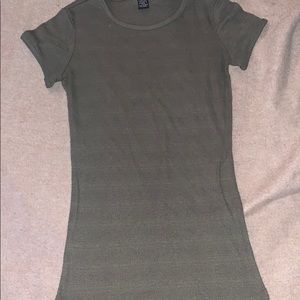 Rue 21 green fitted top